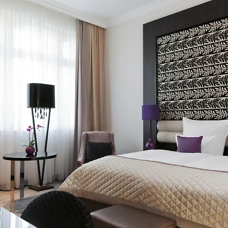 Steigenberger Icon Grandhotel Handelshof Hotel 5*