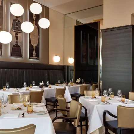 Steigenberger Icon Grandhotel Handelshof Hotel